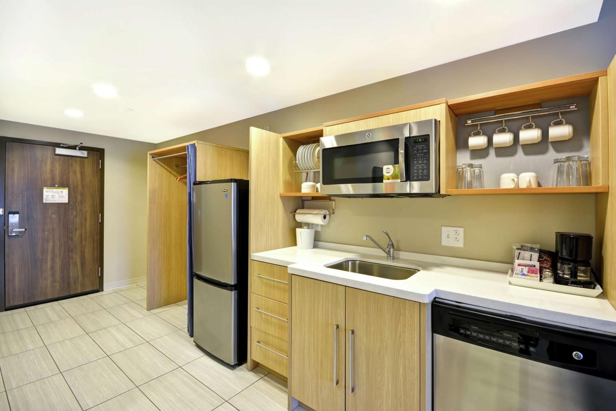 Home2 Suites By Hilton St. Simons Island Экстерьер фото